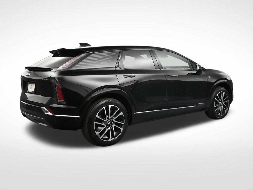 Used 2026 Cadillac Optiq Sport 1 AWD/4WD image 5