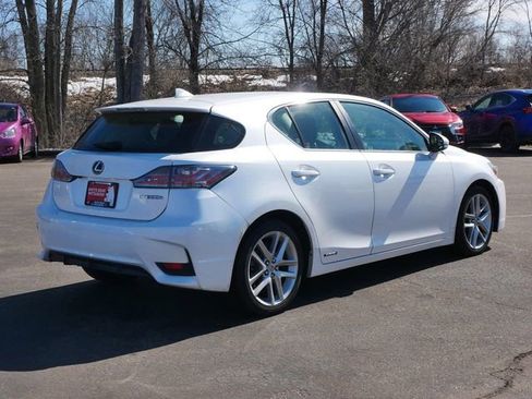 Used 2017 Lexus CT 200h w/ Seat Comfort Package FWD image 7