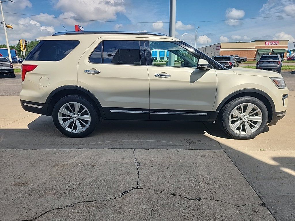Used 2018 Ford Explorer Limited AWD/4WD image 8