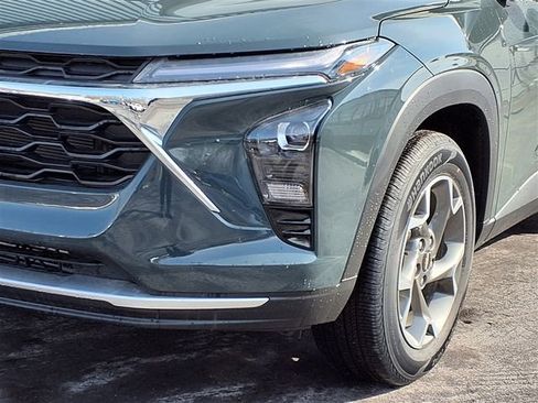 New 2026 Chevrolet Trax LT w/ Driver Confidence Package image 23