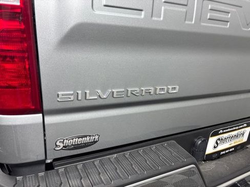 Used 2026 Chevrolet Silverado 1500 LT AWD/4WD image 13
