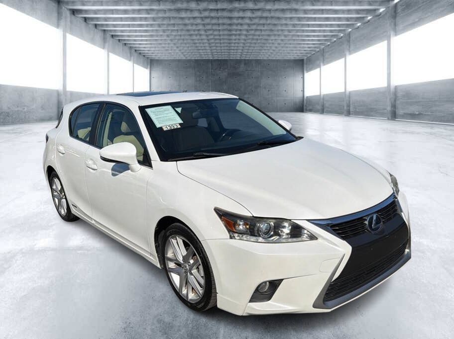 Used 2014 Lexus CT 200h FWD image 2
