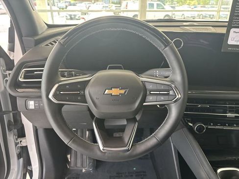 Certified 2024 Chevrolet Traverse RS image 36