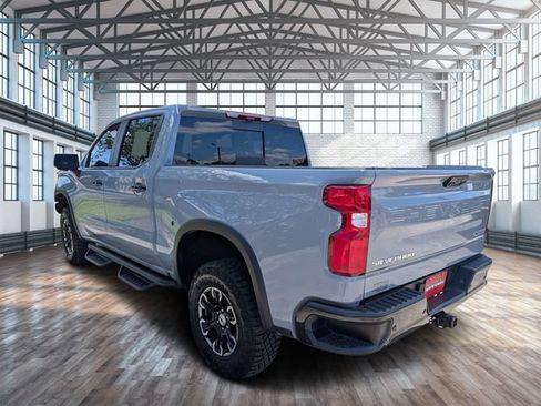 Used 2025 Chevrolet Silverado 1500 ZR2 w/ Technology Package AWD/4WD image 5