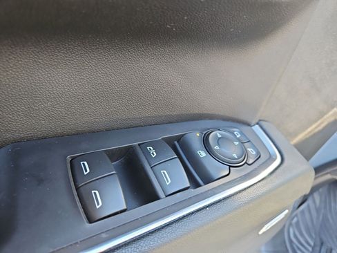 Used 2024 Chevrolet Silverado 1500 LT Trail Boss w/ Convenience Package II AWD/4WD image 21