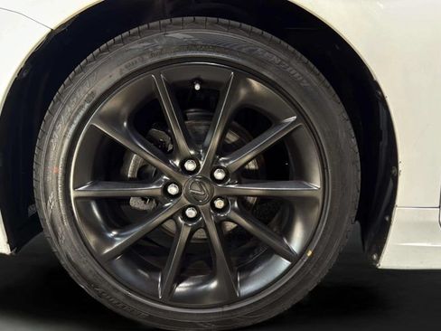 Used 2011 Lexus CT 200h Premium w/ Premium Audio Pkg FWD image 38
