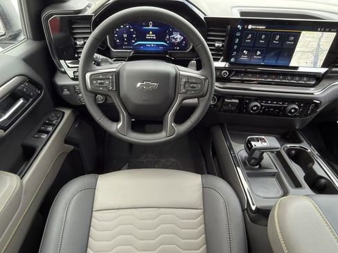 New 2026 Chevrolet Silverado 1500 ZR2 image 11