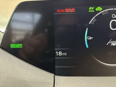 New 2026 Toyota Prius Plug-In Hybrid image 15