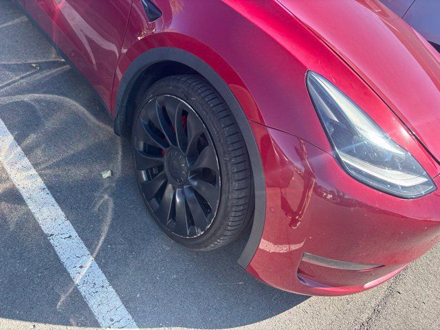 Used 2022 Tesla Model Y Performance AWD/4WD image 6