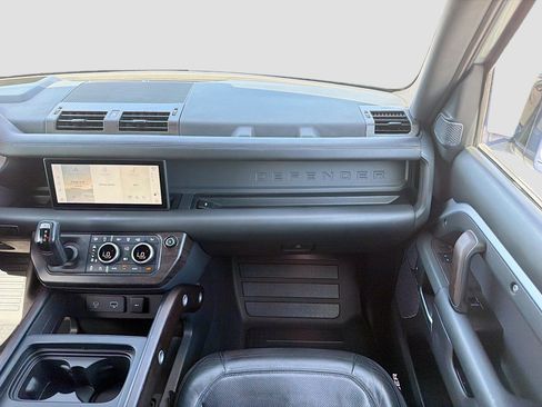 Used 2020 Land Rover Defender 110 X AWD/4WD image 18