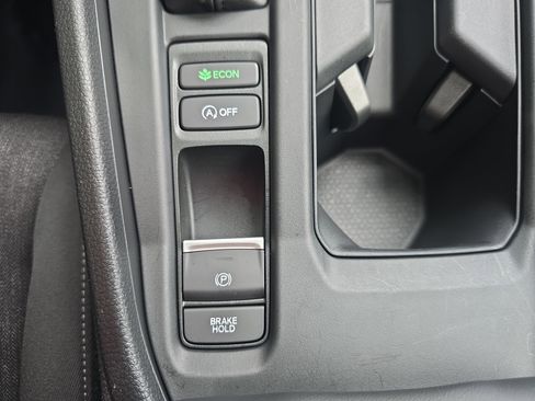 Used 2025 Honda Accord SE image 24