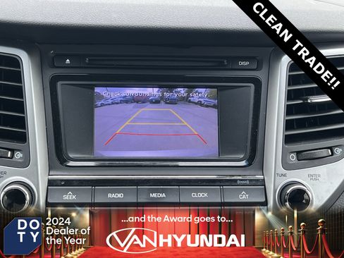 Used 2017 Hyundai Tucson SE image 28