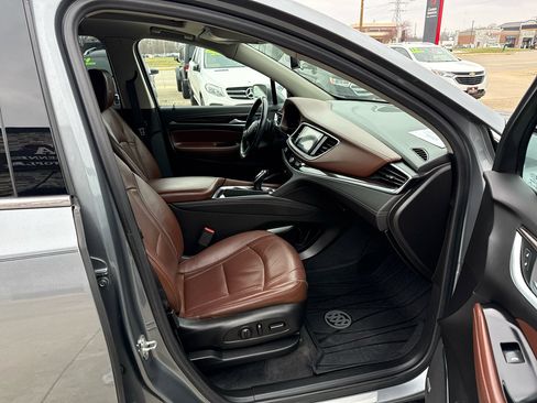 Used 2018 Buick Enclave Avenir image 15
