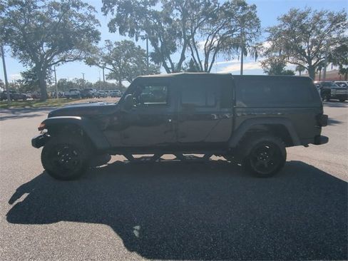 Used 2022 Jeep Gladiator Mojave w/ LED Lighting Group image 8