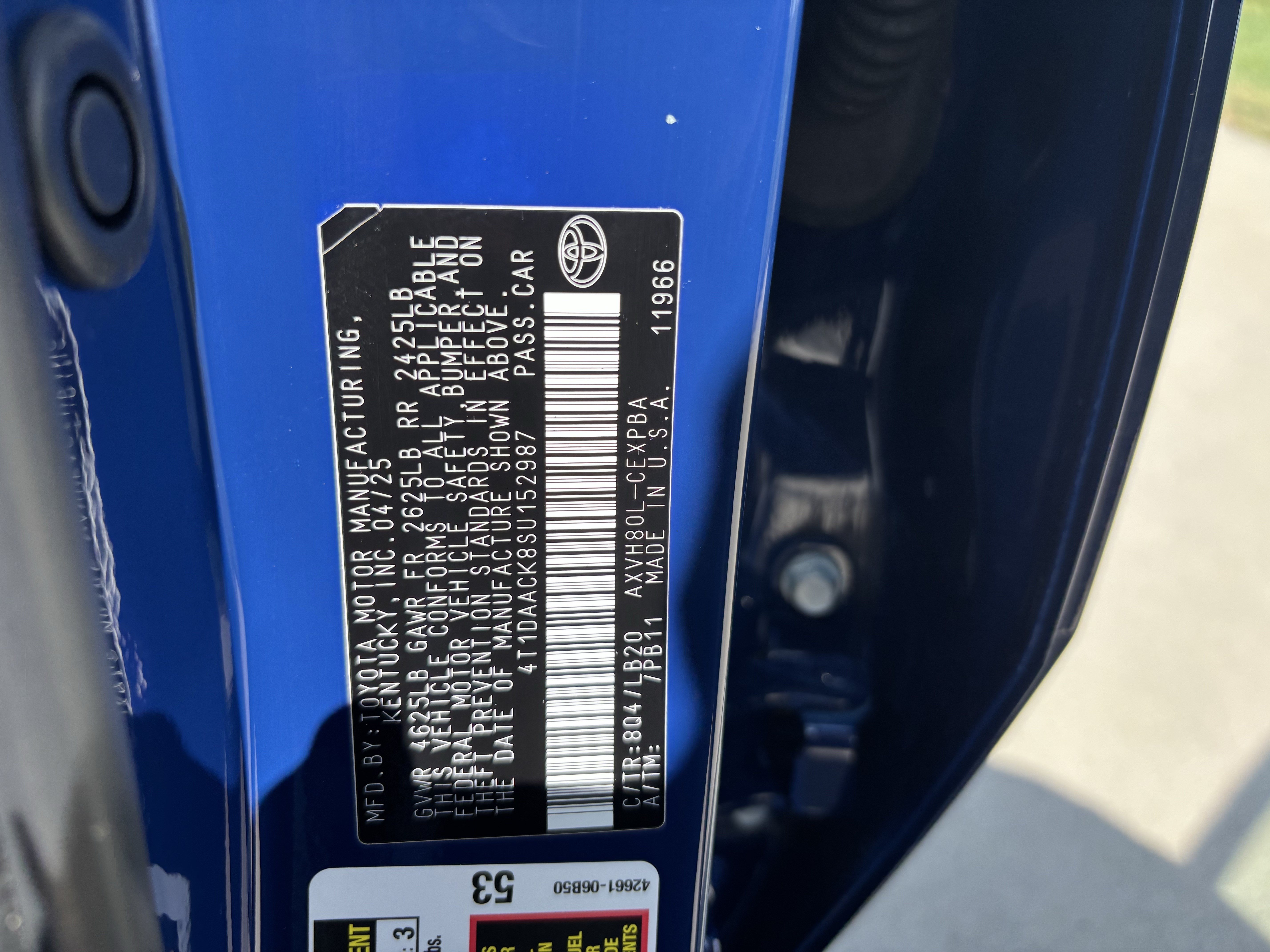 Used 2025 Toyota Camry XSE FWD image 36