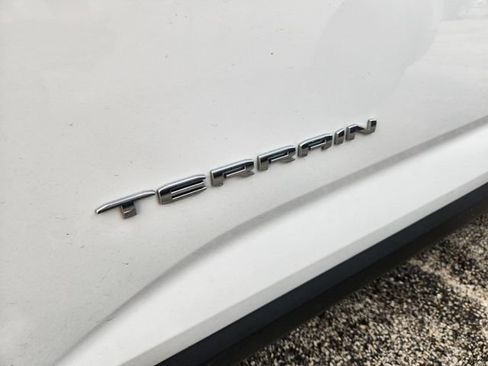 Used 2026 GMC Terrain Elevation FWD image 9