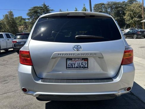 Used 2010 Toyota Highlander 2WD image 6