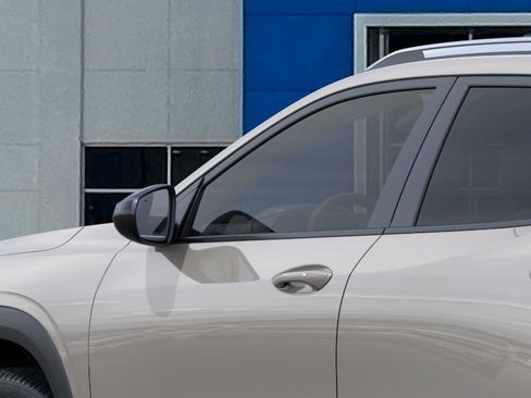 New 2026 Chevrolet Trax ACTIV w/ Sunroof Package FWD image 12