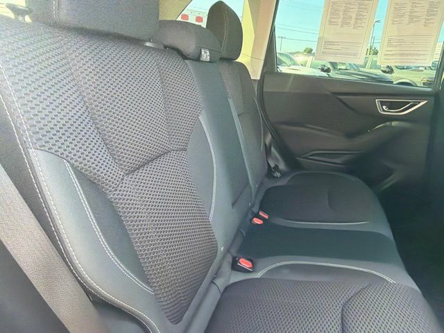 Used 2020 Subaru Forester Premium AWD/4WD image 13