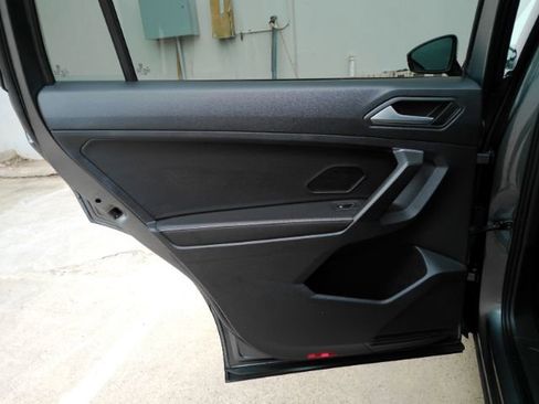 Used 2022 Volkswagen Tiguan S image 15