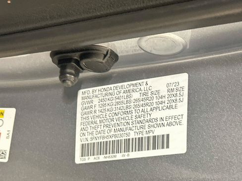 Used 2023 Honda Passport EX-L image 12