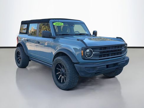 Used 2022 Ford Bronco 4-Door image 1