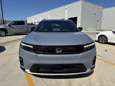 Used 2024 Honda Prologue Touring image 2