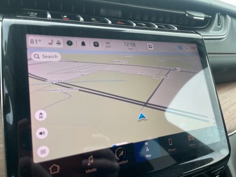 Used 2025 Jeep Grand Cherokee Summit image 14