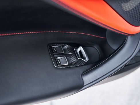 Used 2021 McLaren 720S Performance image 38