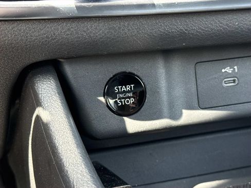 Certified 2026 Nissan Rogue SV AWD/4WD image 20
