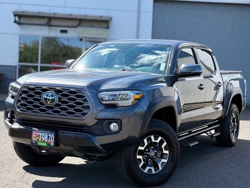 Certified 2023 Toyota Tacoma TRD Off-Road AWD/4WD image 1