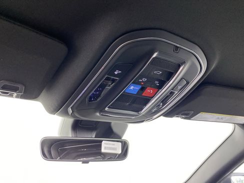 New 2025 Jeep Grand Cherokee Laredo w/ Luxury Tech Group I image 24