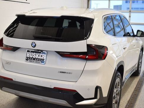 Used 2025 BMW X1 xDrive28i AWD/4WD image 4