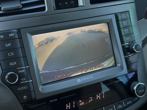 Used 2011 Toyota Avalon image 32