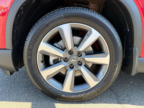 Used 2023 Honda Pilot Touring image 10
