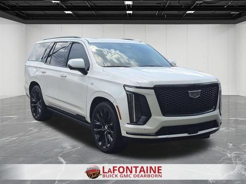 Used 2025 Cadillac Escalade Sport Platinum w/ LPO, ONYX Package AWD/4WD image 7
