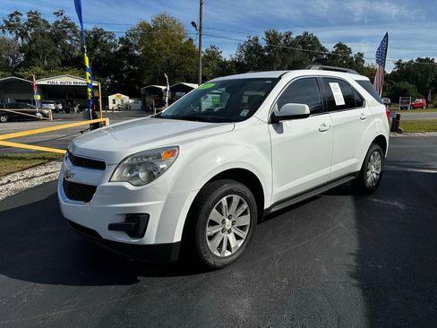 Used 2011 Chevrolet Equinox LT w/ Driver Convenience Package image 3