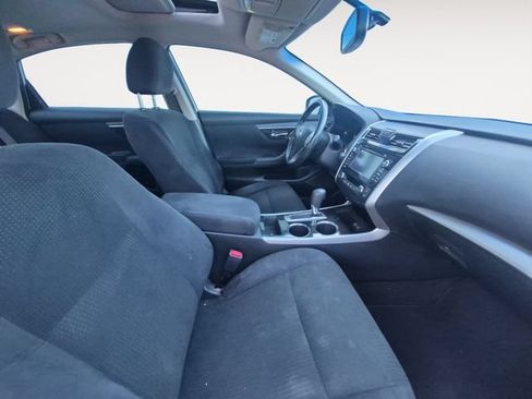 Used 2014 Nissan Altima 2.5 SV w/ Convenience Package FWD image 14