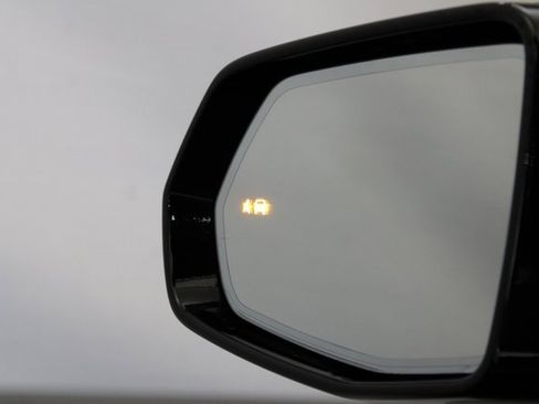 Certified 2023 Cadillac XT5 Premium Luxury image 23