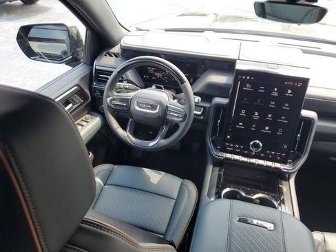 New 2026 GMC Yukon XL AT4 w/ AT4 Premium Plus Package AWD/4WD image 5