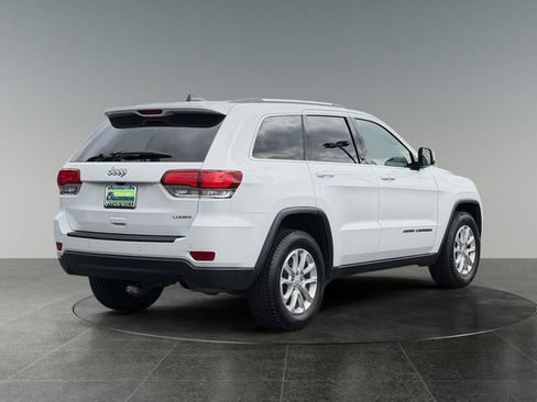 Used 2021 Jeep Grand Cherokee Laredo RWD image 9