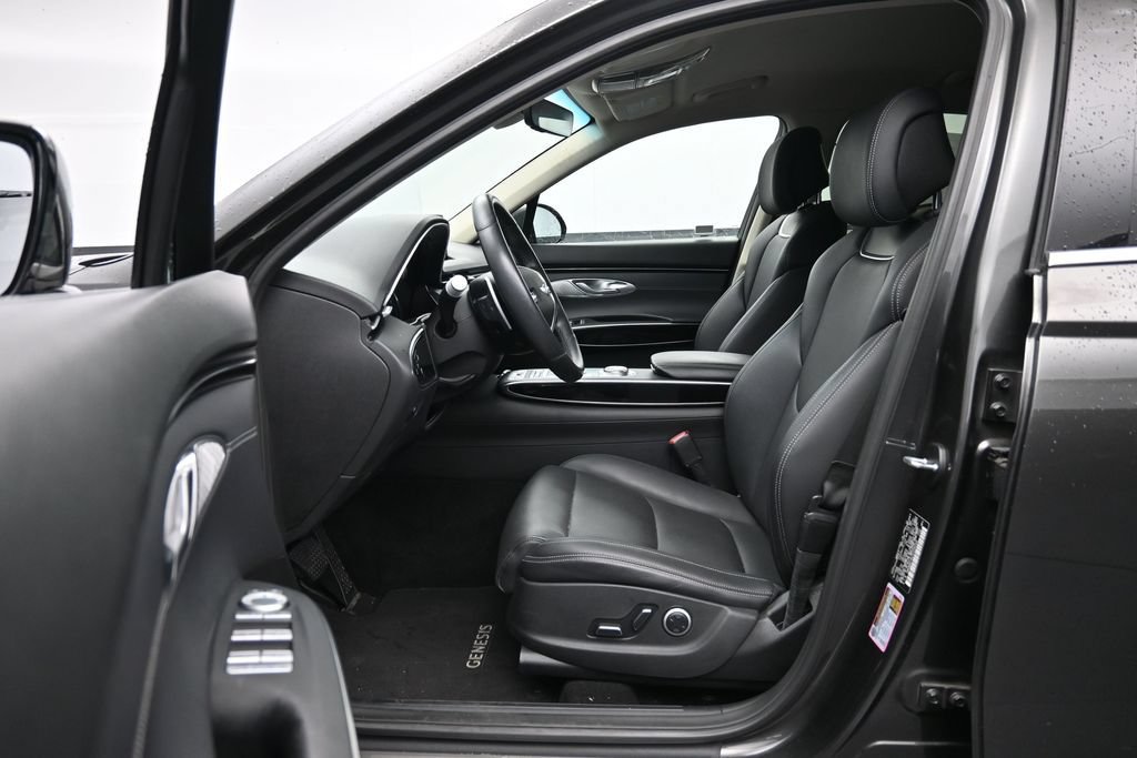 Used 2025 Genesis GV70 2.5T AWD/4WD image 22