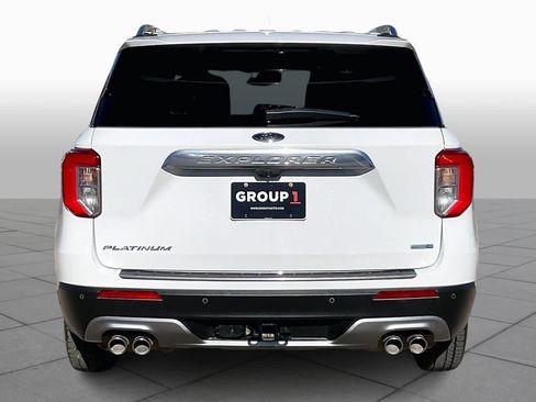 Used 2020 Ford Explorer Platinum w/ Premium Technology Package image 7