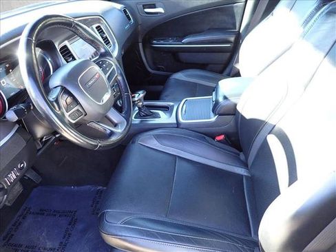 Used 2022 Dodge Charger SXT w/ Leather Interior Group image 11