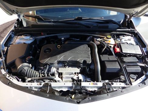 Used 2021 Chevrolet Malibu RS FWD image 16