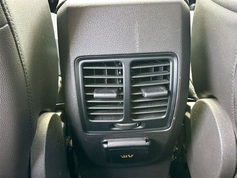 Used 2014 Ford Escape Titanium w/ Equipment Group 401A AWD/4WD image 26