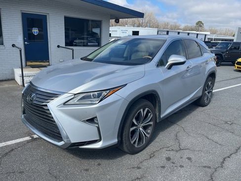 Used 2017 Lexus RX 350 AWD image 2