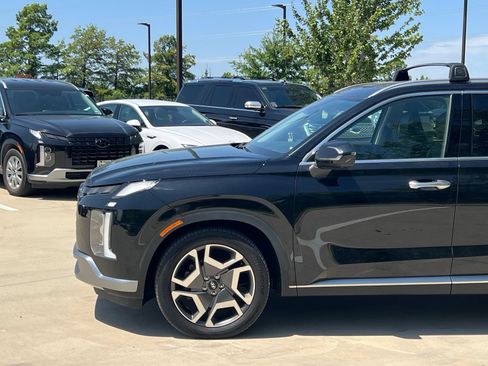 Used 2023 Hyundai Palisade SEL w/ Premium Package AWD/4WD image 7