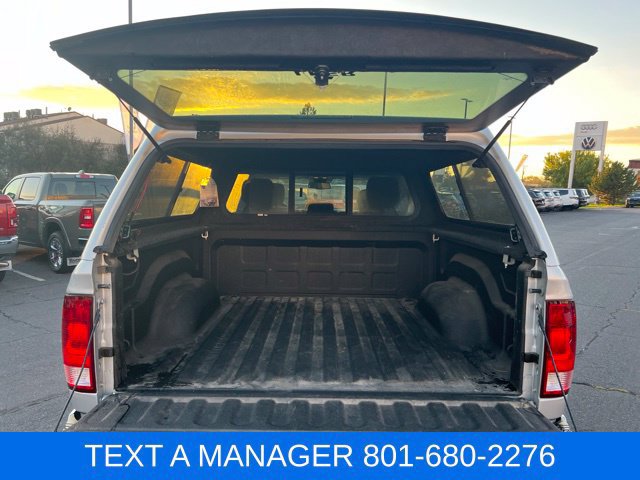 Used 2019 RAM 1500 Classic SLT AWD/4WD image 46