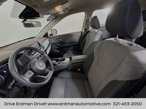 Certified 2021 Nissan Rogue SV image 6